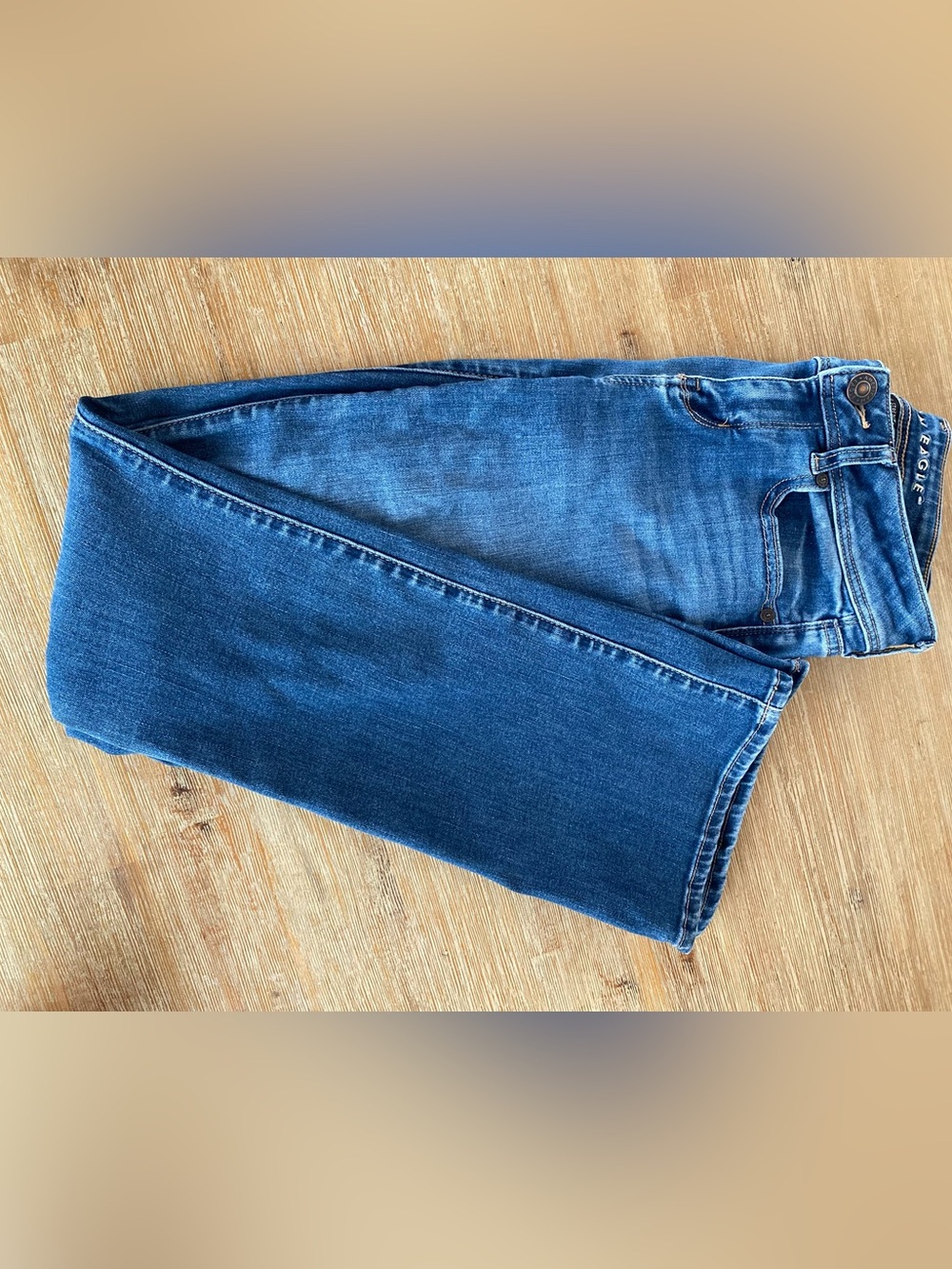 American Eagle Outfitters Mid-Blue Next Level Stretch Kick Boot Size 0 Jeans